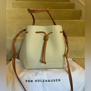Von Holzhausen The Bucket Crossbody